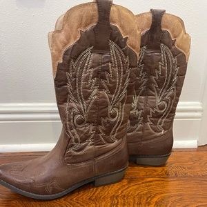women's cowgirl boots size 10